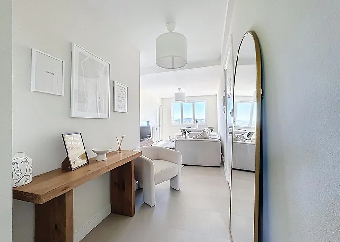 Appartement Clair Et Lumineux *